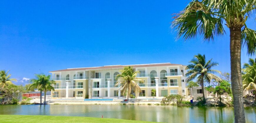 Lake Villas